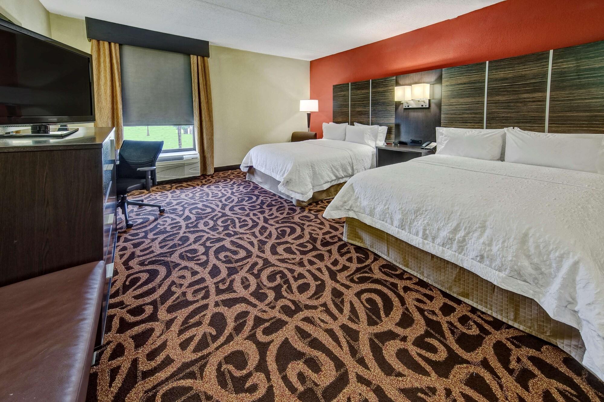 Hampton Inn Houston Бейтаун Екстериор снимка