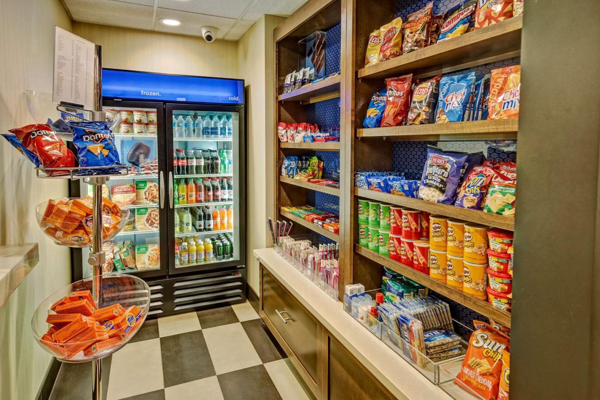 Hampton Inn Houston Бейтаун Екстериор снимка